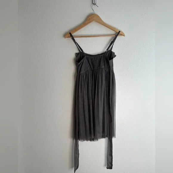Urban Outfitters Taupe Gray Tulle Kimchi & Blue Dress 👗 Ruffle Frill - Picture 4 of 4